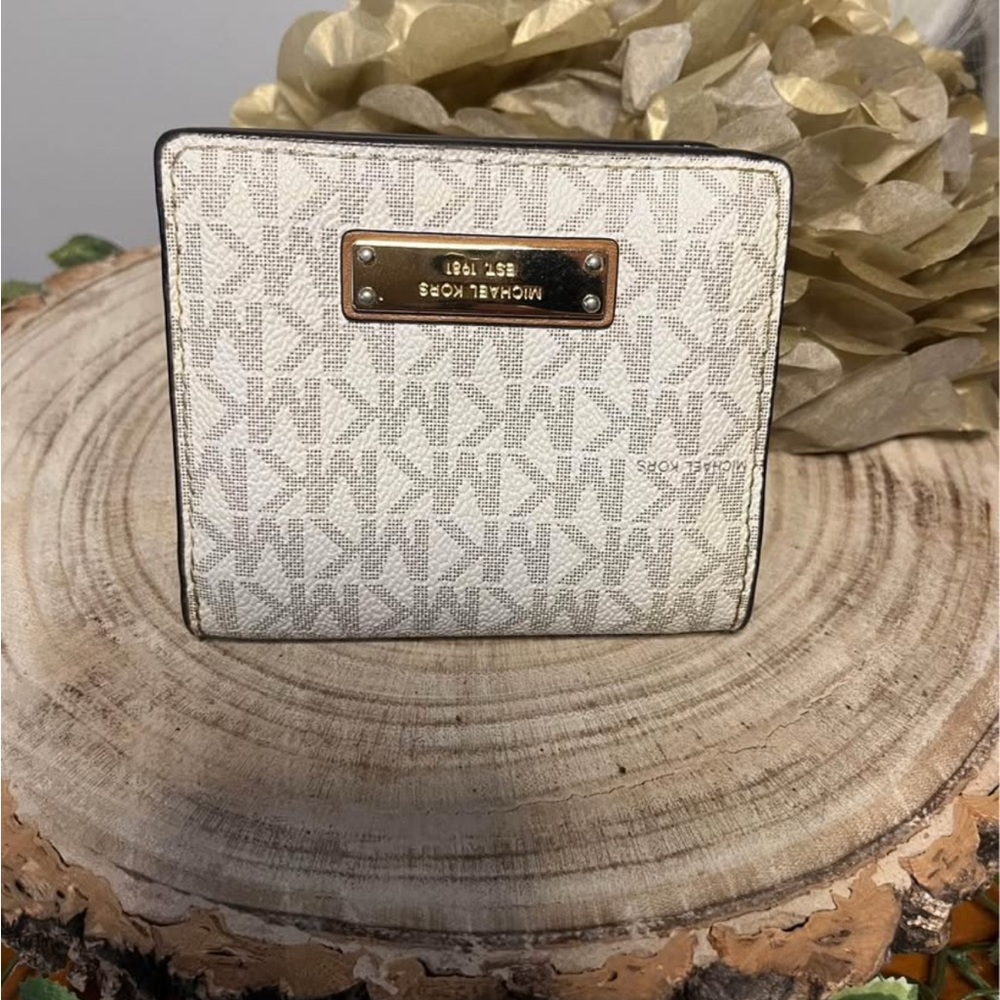 Michael Kors White and Gray Logo Wallet
